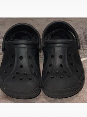 Toddler Unisex Baya Crocs Lined Fuzzy Clogs Size C9